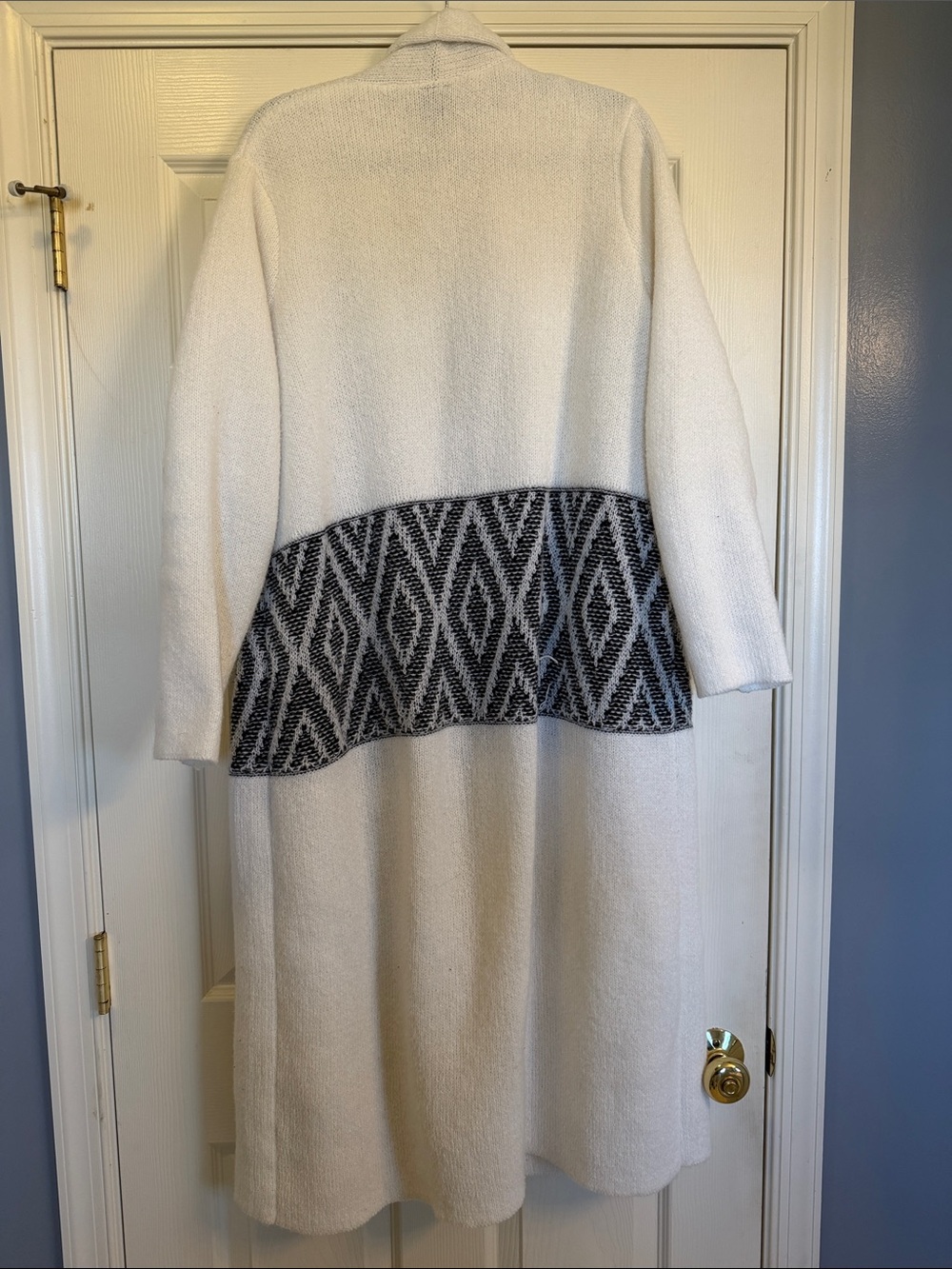 bobeau Cream Open-Front Cardigan with Black Geometric Band - Picture 6 of 6
